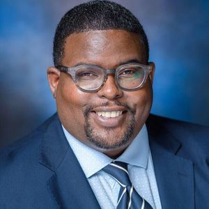 Meet your Posher, Charles